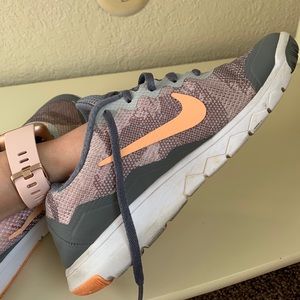 Nike Women's Flex Experience Rn 4 Running Shoes